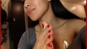 Asian Sucking her own Toes then Spreads them
