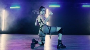 Yurgenis Aular Moviendo El Culo Bailando Twerk Tra Tra Tra