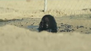 Quicksand 44