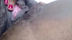 Rubbing herself to Orgasm up Close and Personal